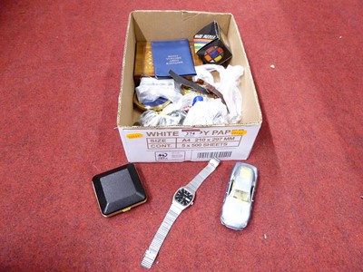 Lot 274 - A collection of miscellaneous items, to...