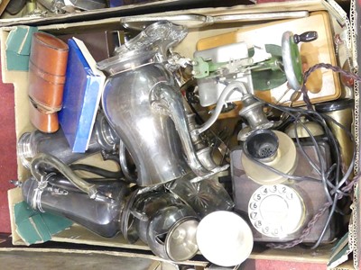 Lot 222 - A collection of metalware, to include a brass...