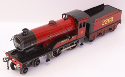 Lot 213 - 1932-5 Bassett-Lowke 0 gauge clockwork 4-4-0...