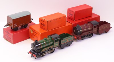 Lot 40 - Two Hornby post-war clockwork 0 gauge locos to...