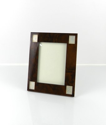 Lot 342 - A contemporary Lalique photograph frame, the...