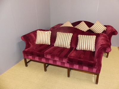 Lot 639 - A pair of Gainsborough style mahogany framed...