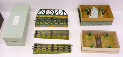 Lot 181 - Three Hornby 0-gauge items for electric track:...