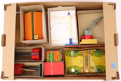 Lot 158 - Large tray containing Hornby 0-gauge...