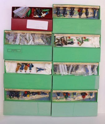 Lot 173 - Shoebox containing Hornby/Hornby style figures...