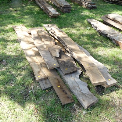 Lot 518 - A quantity of sawn timber sections,...