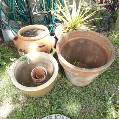 Lot 604 - Assorted terracotta and stone planters