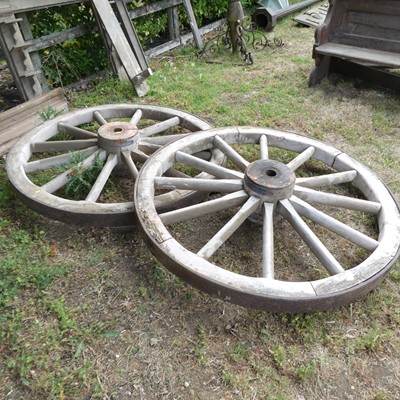 Lot 686 - A pair of coopered oak and iron bound...