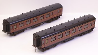 Lot 239 - Two Leeds LMC bakelite Truscale coaches in LMS...