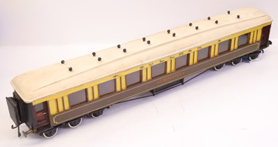 Lot 251 - A Milbro 1928 0 gauge Pullman, wooden...