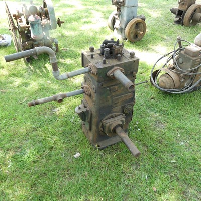 Lot 858 - A John Fowler 1940 ID801 stationary engine
