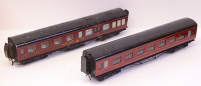 Lot 261 - Two Exley 0 gauge coarse scale coaches, to...