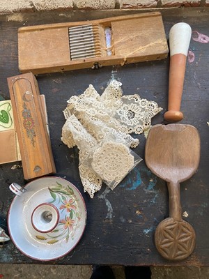 Lot 762 - A mixed lot to include two salt-glazed...