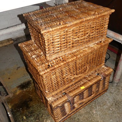 Lot 761 - A Fortnum & Mason's style wicker hamper;...