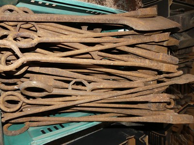 Lot 728 - A large quantity of Victorian branding irons etc