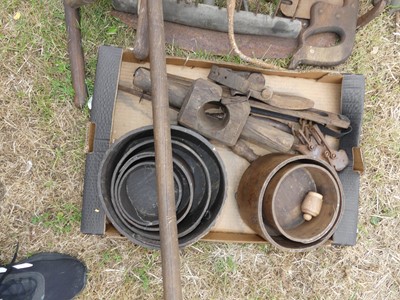 Lot 419 - Assorted hand tools, to include two large wood...