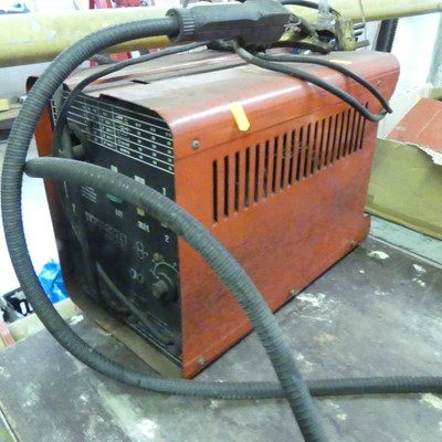 Lot 439 - A Sealey welder