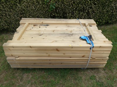 Lot 560 - A pallet of 6ft length 3x2 timbers