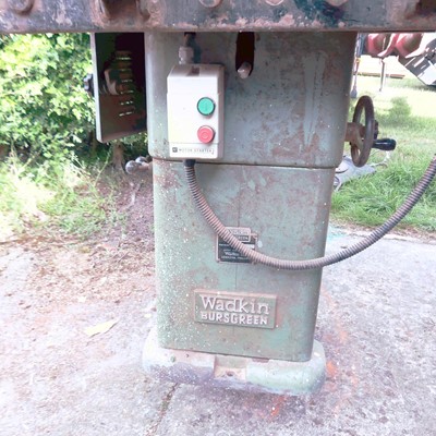 Lot 433 - A Wadkin of Bursgreen single phase spindle...