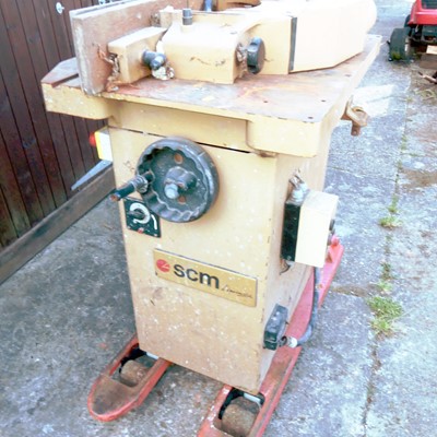 Lot 409 - An SCM three phase spindle moulder