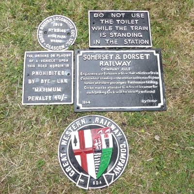 Lot 872 - A collection of six reproduction railway...