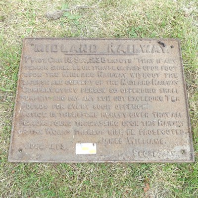 Lot 879 - An original cast iron Midland Railway notice...