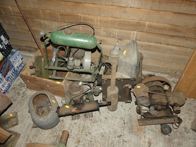 Lot 825 - A collection of stationary steam and internal...