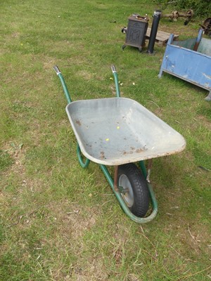 Lot 335 - A Hammerlin wheelbarrow