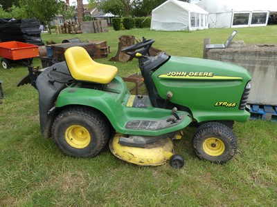 Lot 334 - A John Deere petrol twin-touch automatic 16HP...