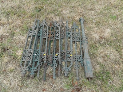 Lot 649 - A quantity of cast iron Victorian railings and...