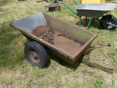 Lot 707 - A Vintage single axle garden trailer