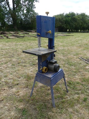 Lot 398 - A Record Power of Sheffield RSBS12 electric...