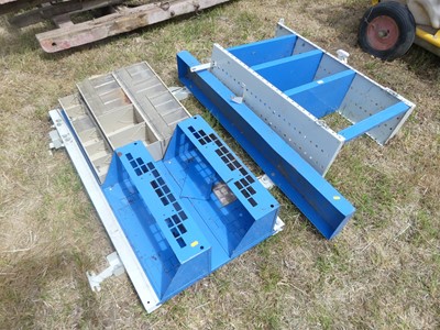 Lot 386 - A four-tiered dexion shelf, with a dexion type...