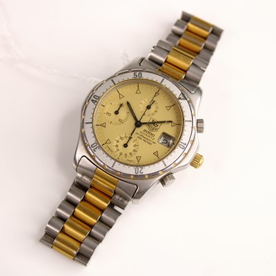 Lot 253 - A gentleman's Tag Heuer 2000 Quartz...
