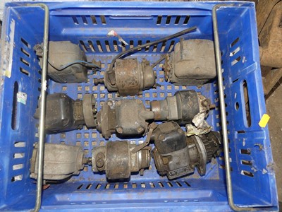Lot 867 - A quantity of stationary engine magnetos,...