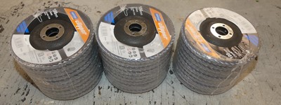 Lot 67 - Three packs of Norton Clipper 100 x 16mm angle...