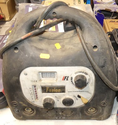 Lot 80 - A Fusion 180MA inverter welder unit