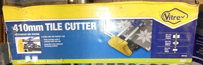 Lot 89 - A Vitrex 410mm tile cutter, in original box