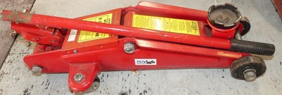 Lot 92 - A Powerlift 2-ton hydraulic trolley jack