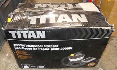 Lot 111 - A Titan 2000w wallpaper stripper