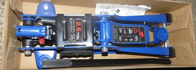 Lot 128 - A 2.5-ton trolley jack