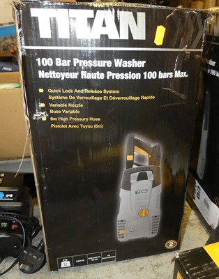 Lot 183 - A Titan 100 bar pressure washer