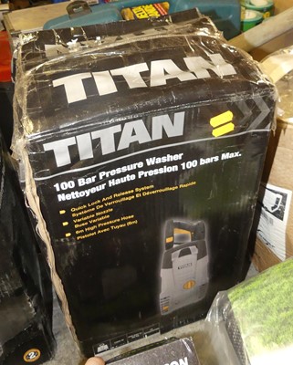 Lot 192 - A Titan 100 bar pressure washer