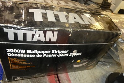 Lot 200 - A Titan 2000w wallpaper stripper; and a...