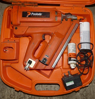 Lot 261 - A Paslode IM350 nail gun, in case