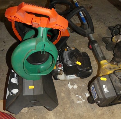 Lot 264 - A quantity of petrol driven strimmers and...