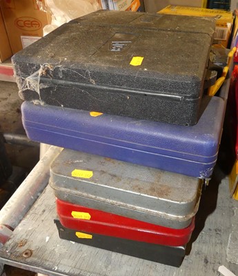 Lot 313 - A quantity of mixed case and power tools,...