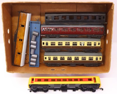 Lot 292 - A collection of various 0 gauge coarse scale...