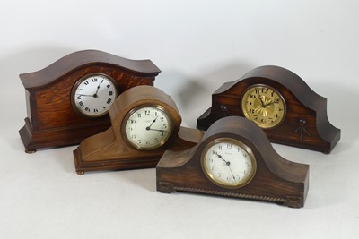 Lot 135 - A collection of mantel clocks, to include a...