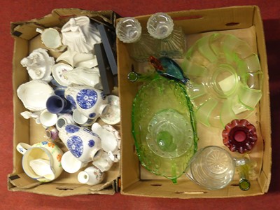 Lot 149 - A collection of ceramics and glass, to include...